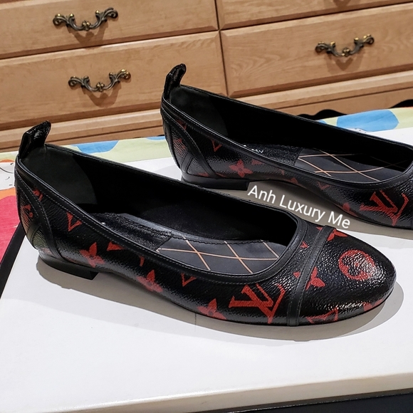 Louis Vuitton BLACK RED MONOGRAM REVIVAL BALLERINA - Picture 3 of 9